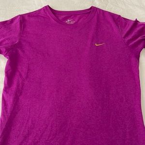Women’s Nike drifit long sleeve